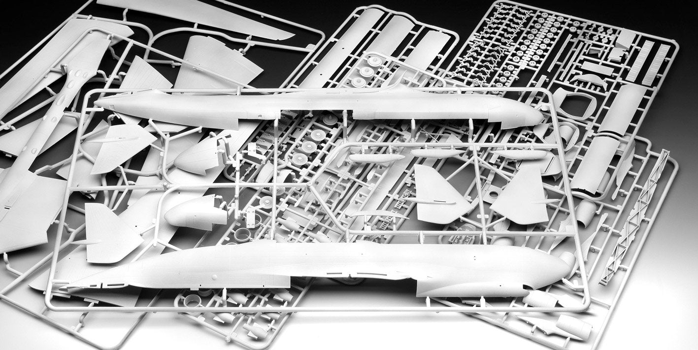 EAN 4009803049588 - Revell Antonov An-225 Mrija Maqueta de avión de ala fija Kit de montaje 1:144 imagen 7