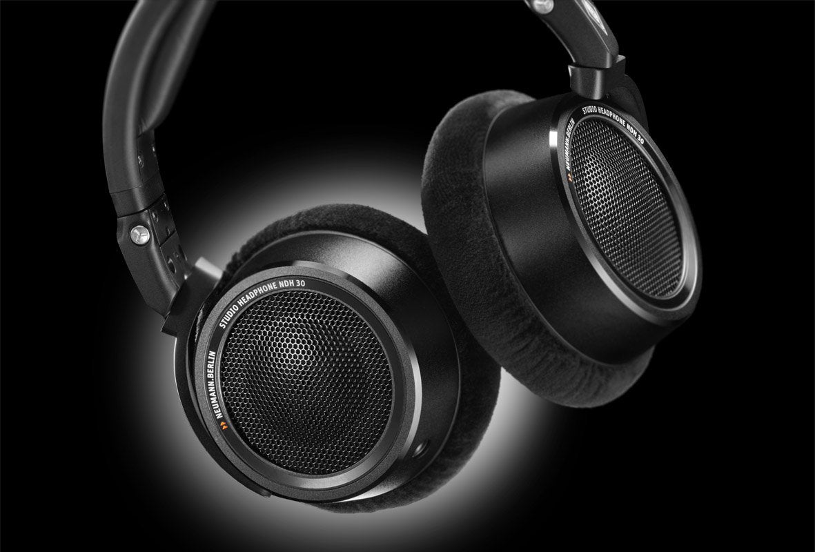 Neumann Ndh 30 - Black
