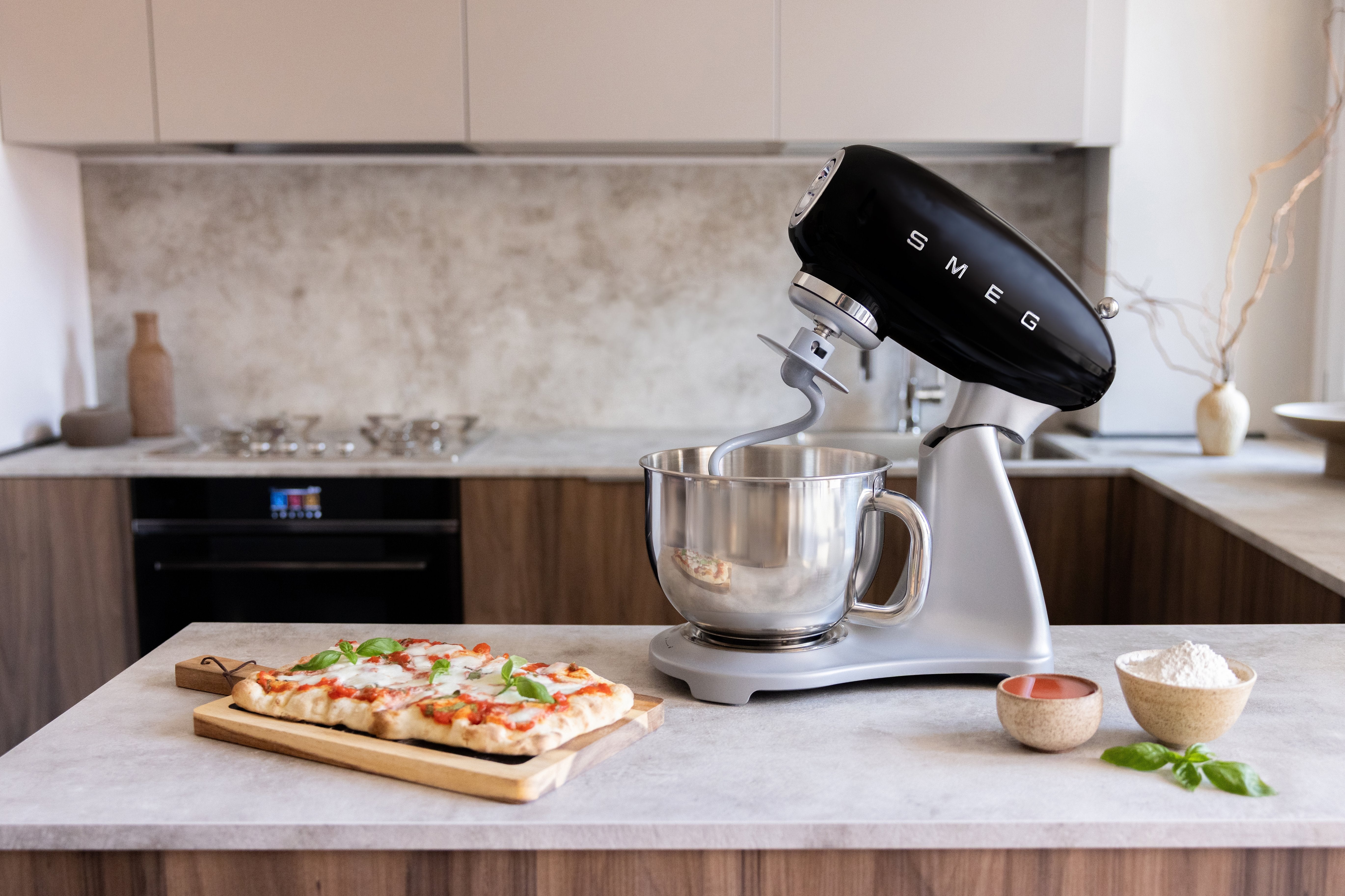 Máquina Multiusos Smeg Smf04bleu, 4,8 L, 800 W, Negra