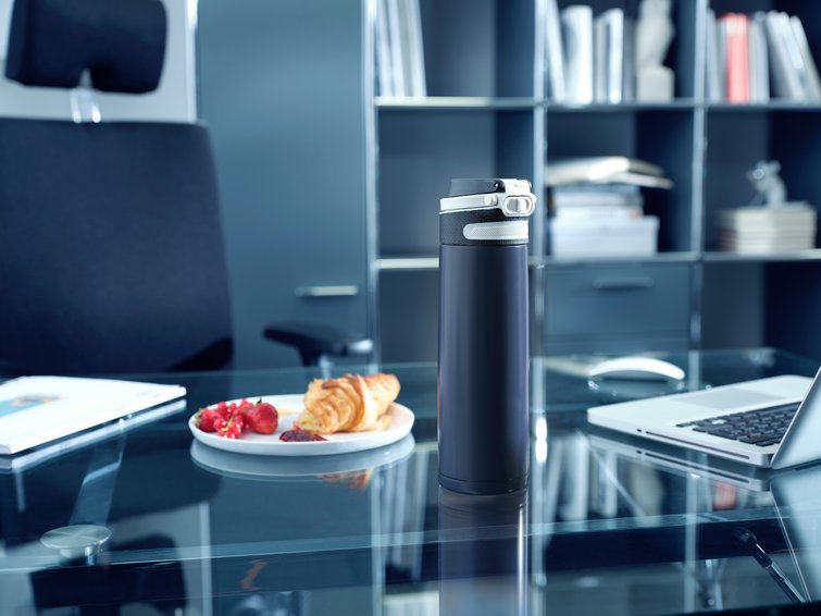 Leifheit 03275 Taza De Viaje 600 Ml Negro, Azul Acero Inoxidable