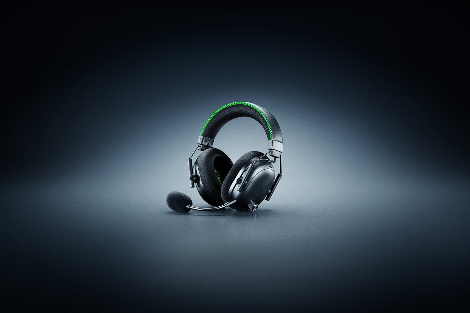 EAN 8887910061190 - Razer BlackShark V3 Pro Auriculares Inalámbrico y alámbrico Diadema Juego USB tipo A Bluetooth Negro imagen 1
