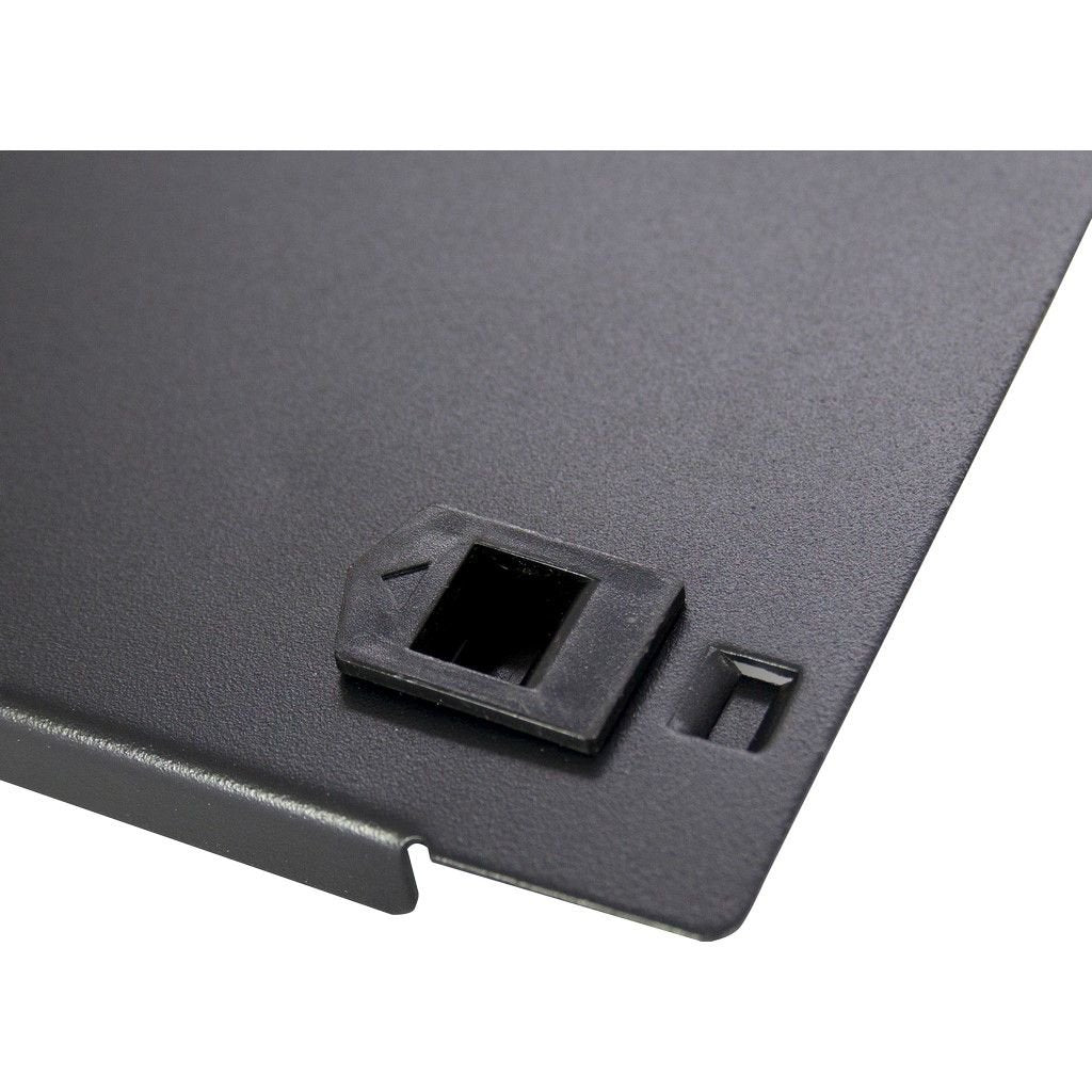 Placa Ciega Inter-Tech De 19 ", Negra 4u, Con Clip