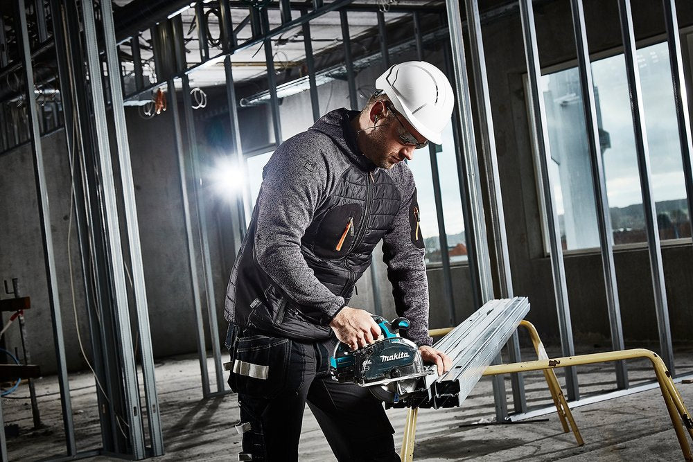 Makita Sierra Circular Inalámbrica Dcs553z, 18 Voltios