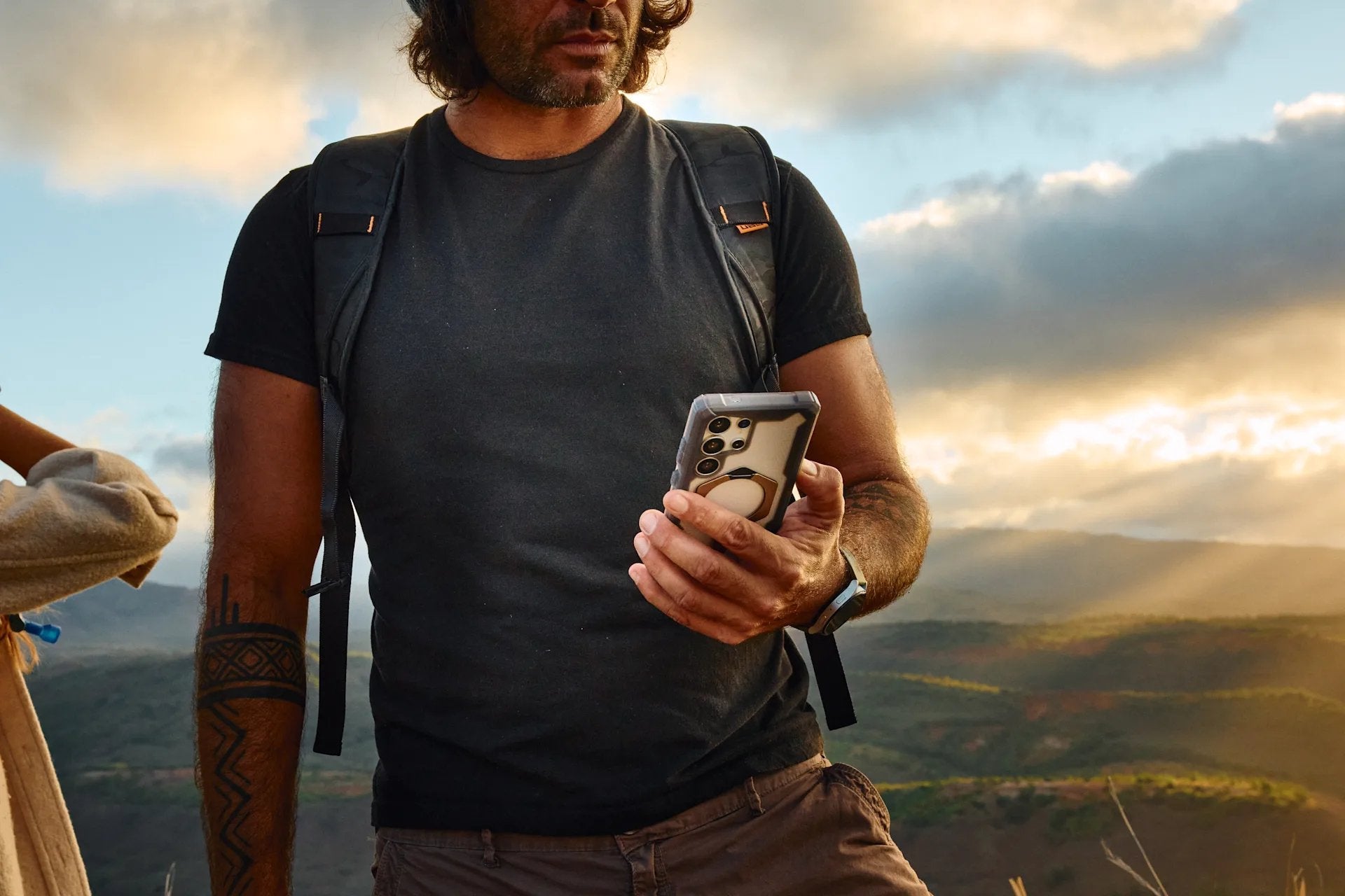 Uag Funda Plasma Xte Fresno Titanio Samsung Galaxy S25 Plus