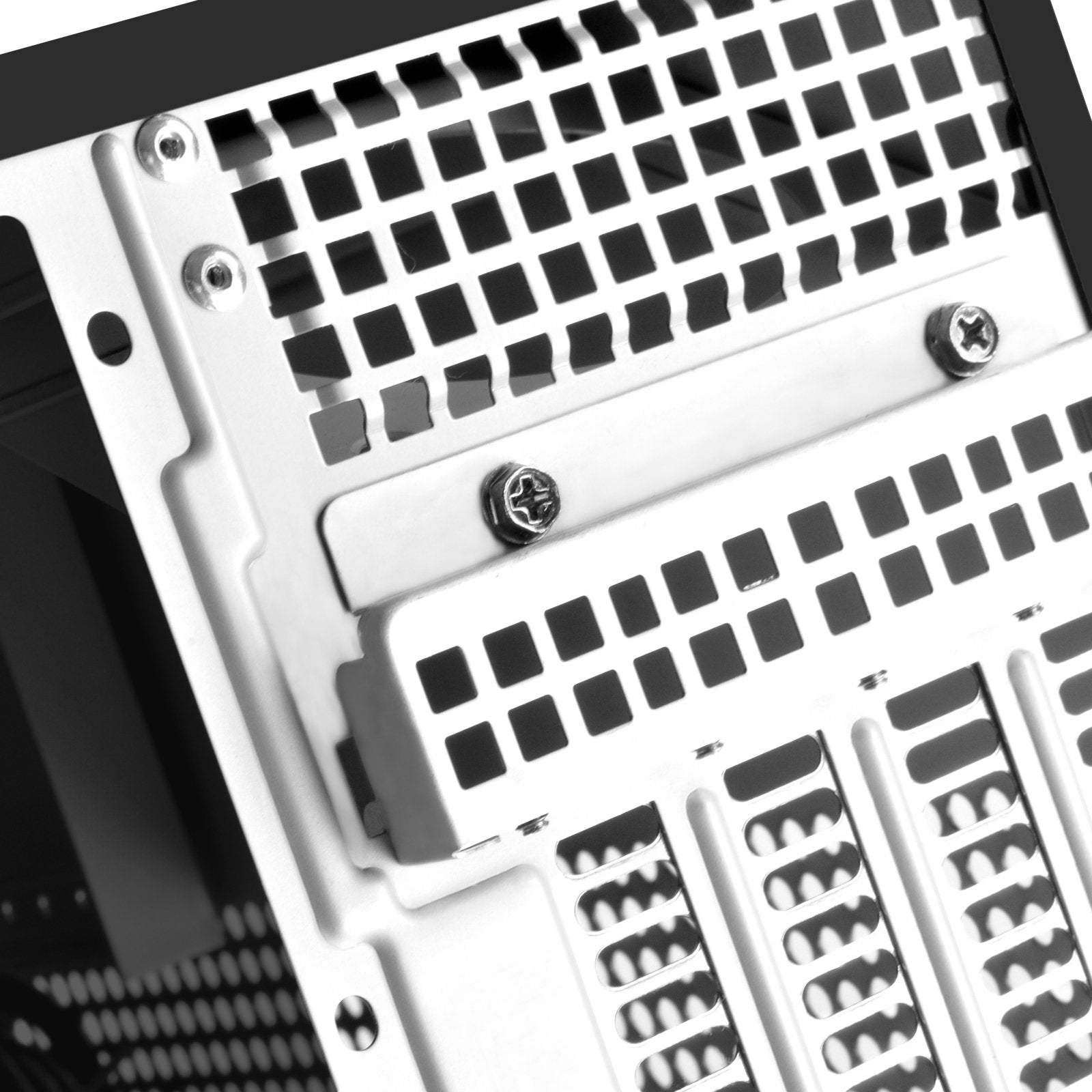 Caja Silverstone Sg11, Negra Sst-Sg11b