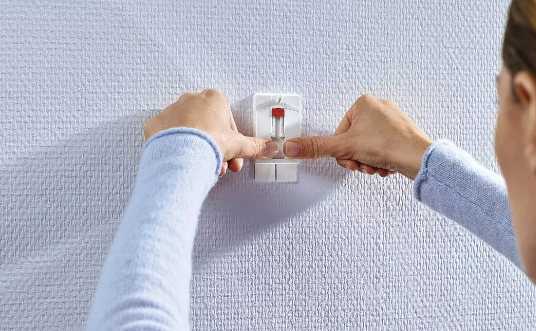 Clavo Adhesivo Ajustable Hasta 2kg Pared Pintada Tesa