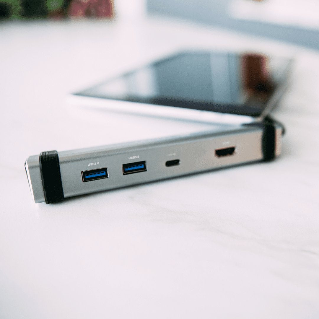 Hub 4 Puertos Usb-C Gris Canyon