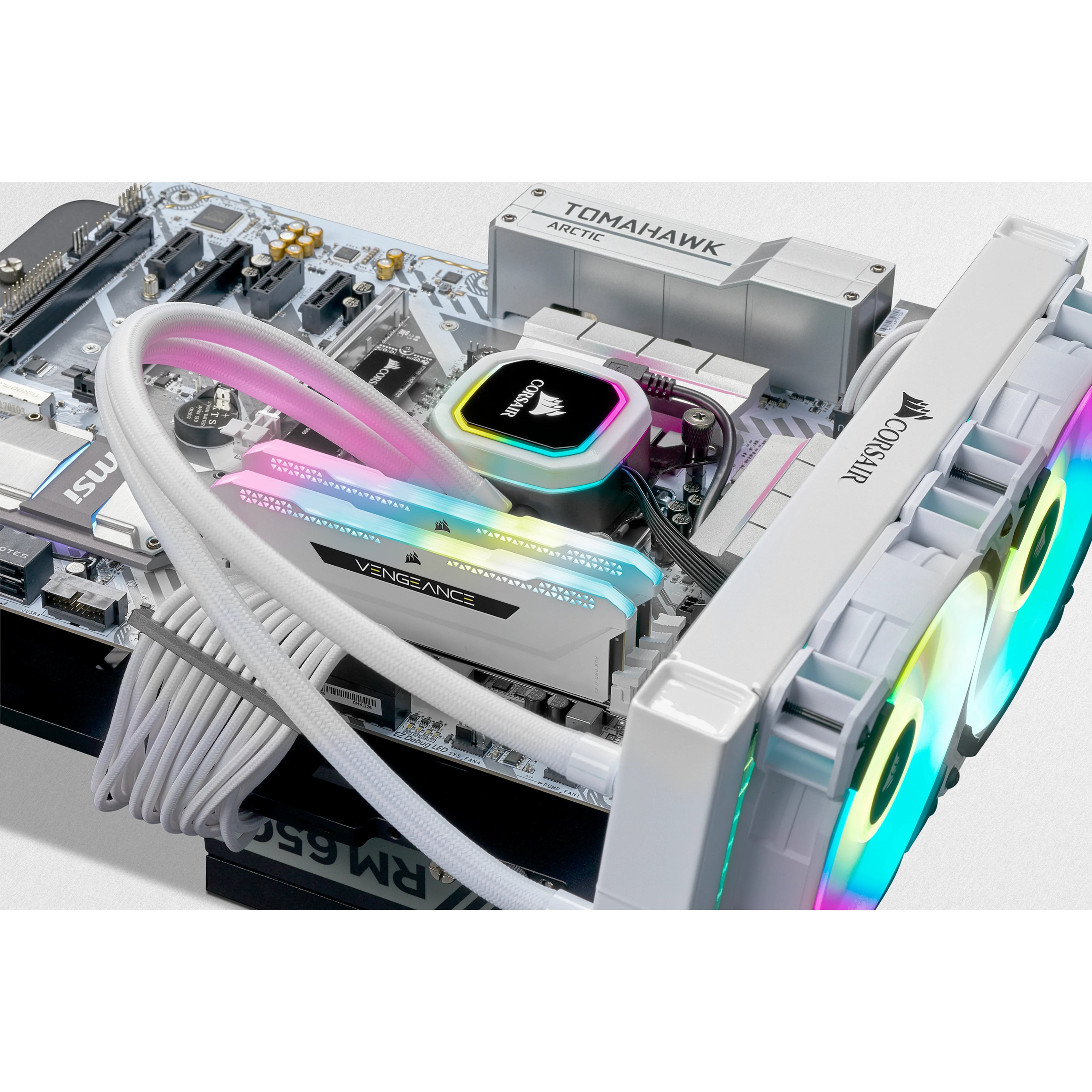 EAN 0840006632085 - Corsair Vengeance RGB Pro módulo de memoria 32 GB 2 x 16 GB DDR4 288-pin DIMM imagen 2