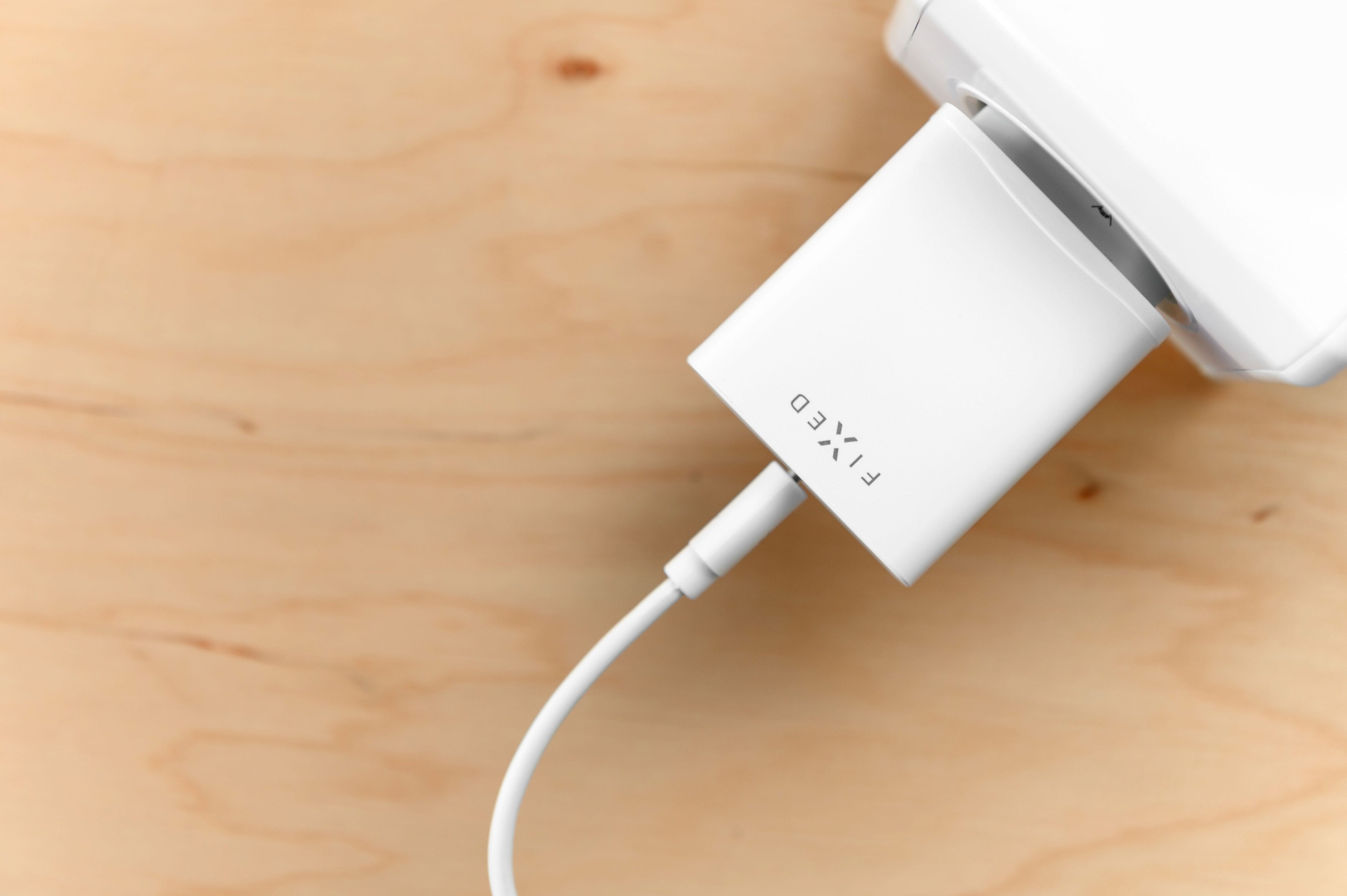 Fixed Nabíjecka Do Síte, Konektor Usb-C + Usb-A, Podpora Pd, 30 W, Bílá