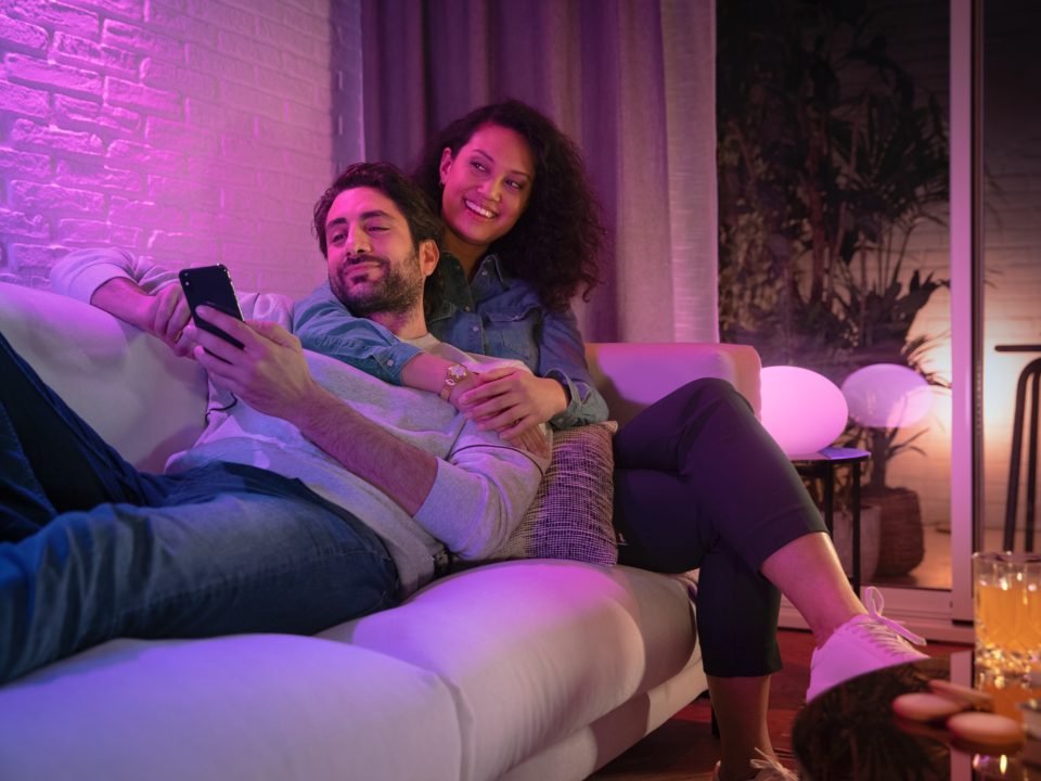 EAN 8720169229754 - Philips Hue White and Color ambiance GU10 Punto de iluminación inteligente 4,2 W imagen 7