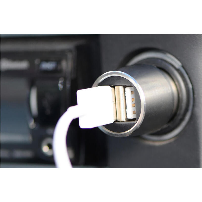 Ednet 84120 Cargador De Dispositivo Móvil Universal Plata Encendedor De Cigarrillos Auto
