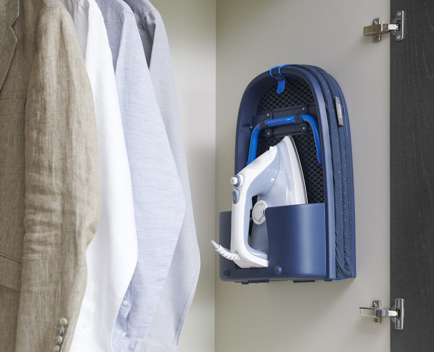 Joseph Joseph Pocket Plus Klappbares Tisch-Bügelbrett, Hoc