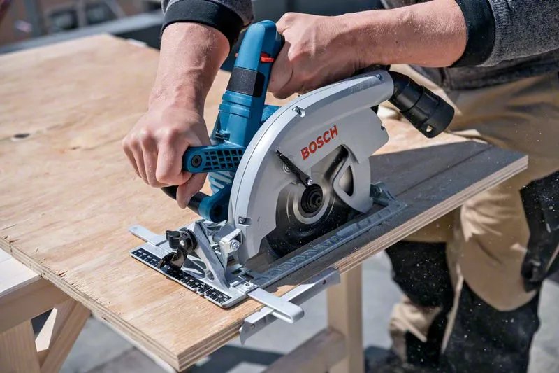 Sierra Circular Inalámbrica Bosch Professional Biturbo Gks 18v-70 L Professional Azul/Negro, 2 Baterías Li-Ion Procore18v 5,5ah, En L-Boxx