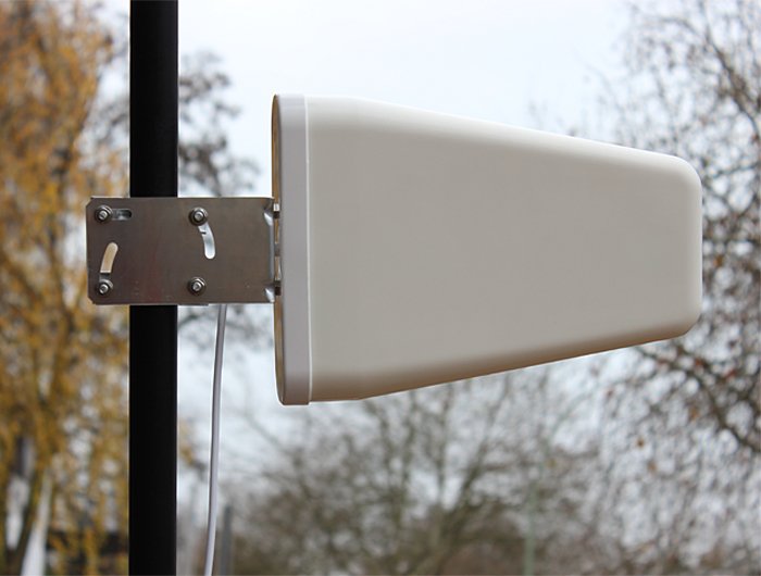 Delock 88808 Lte Band 20/1/3/7 Antenna N Jack 8 ~ 9 Dbi 5.0 M Rg-58 Directional White Outdoor