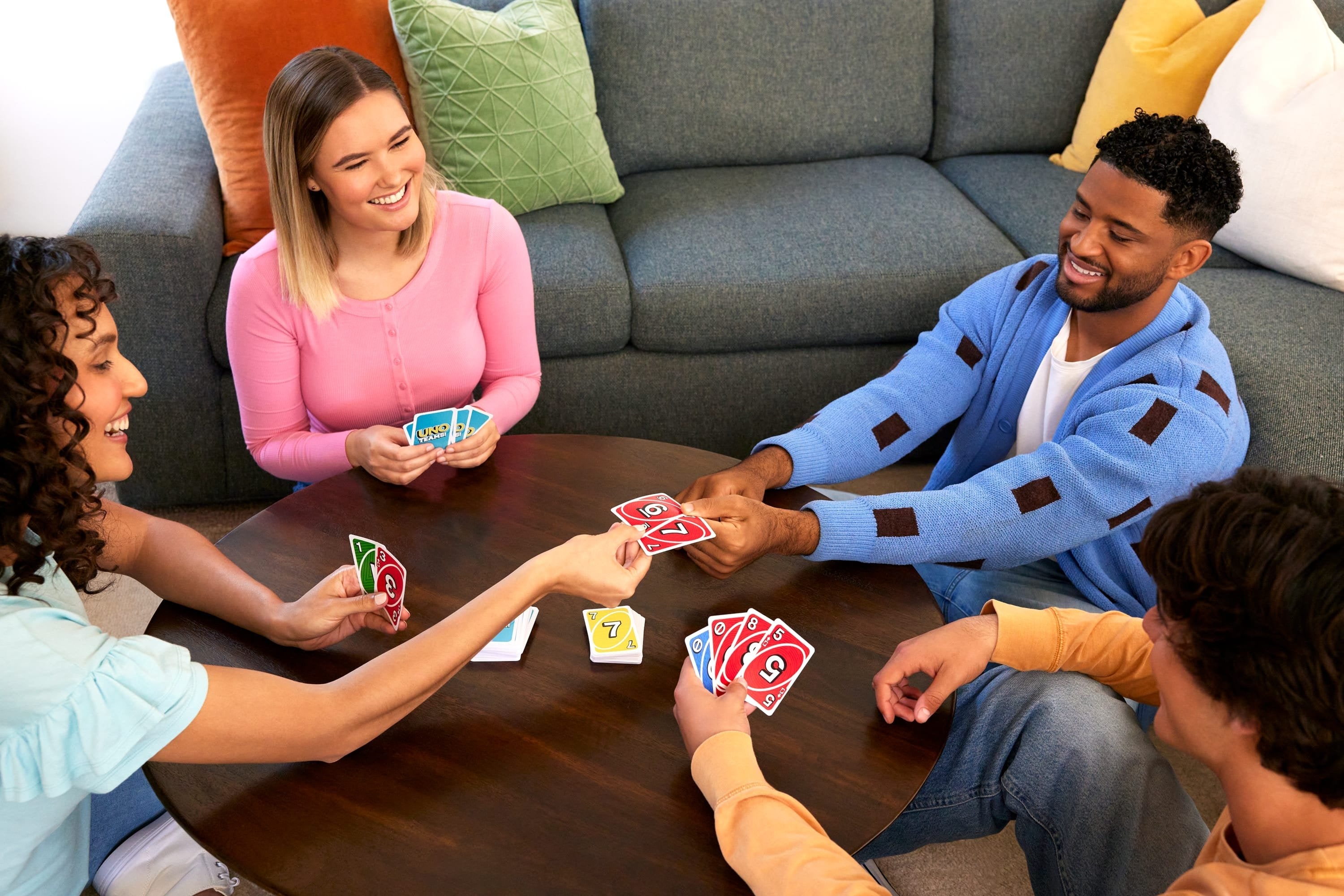 Mattel Games Uno Equipos, Juego De Cartas Hxt58
