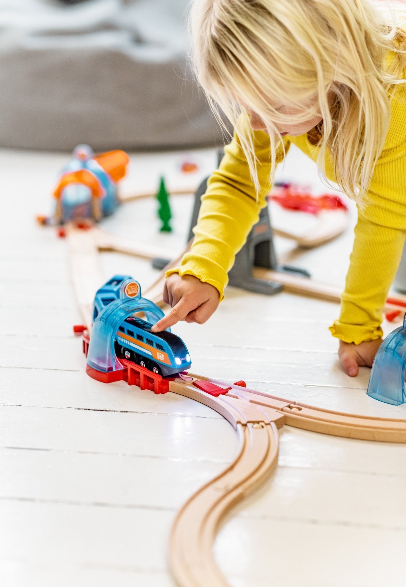 Brio 7312350339727 Pista Para Vehículos De Juguete De Plástico, Madera, Ferrocarril Niño/Niña, 3 Año(S), Vehículo Incluido, Aaa, De Plástico, Madera, Multicolor