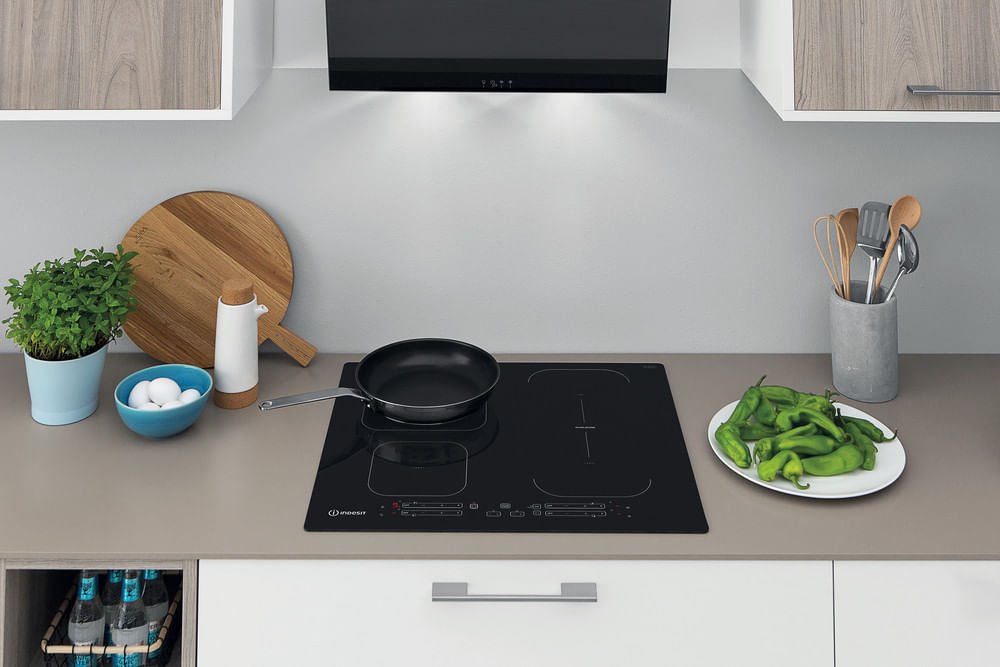 Indesit Ib 65b60 Ne Negro Integrado 59 Cm Con Placa De Inducción 4 Zona(S)