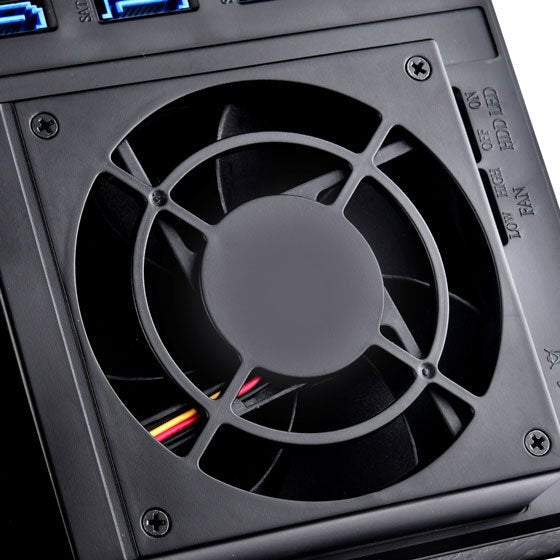 Marco Extraíble Silverstone Fs305-12g  Negro Sst-Fs305-12g