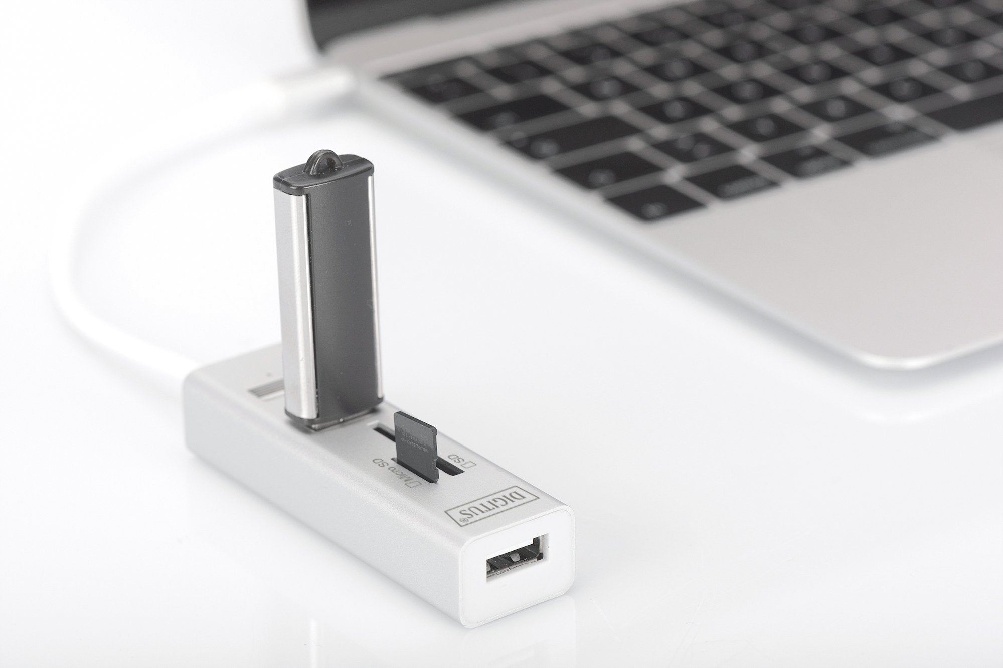 Lector De Tarjetas Externo Digitus Da-70243 Blanco Usb 2.0