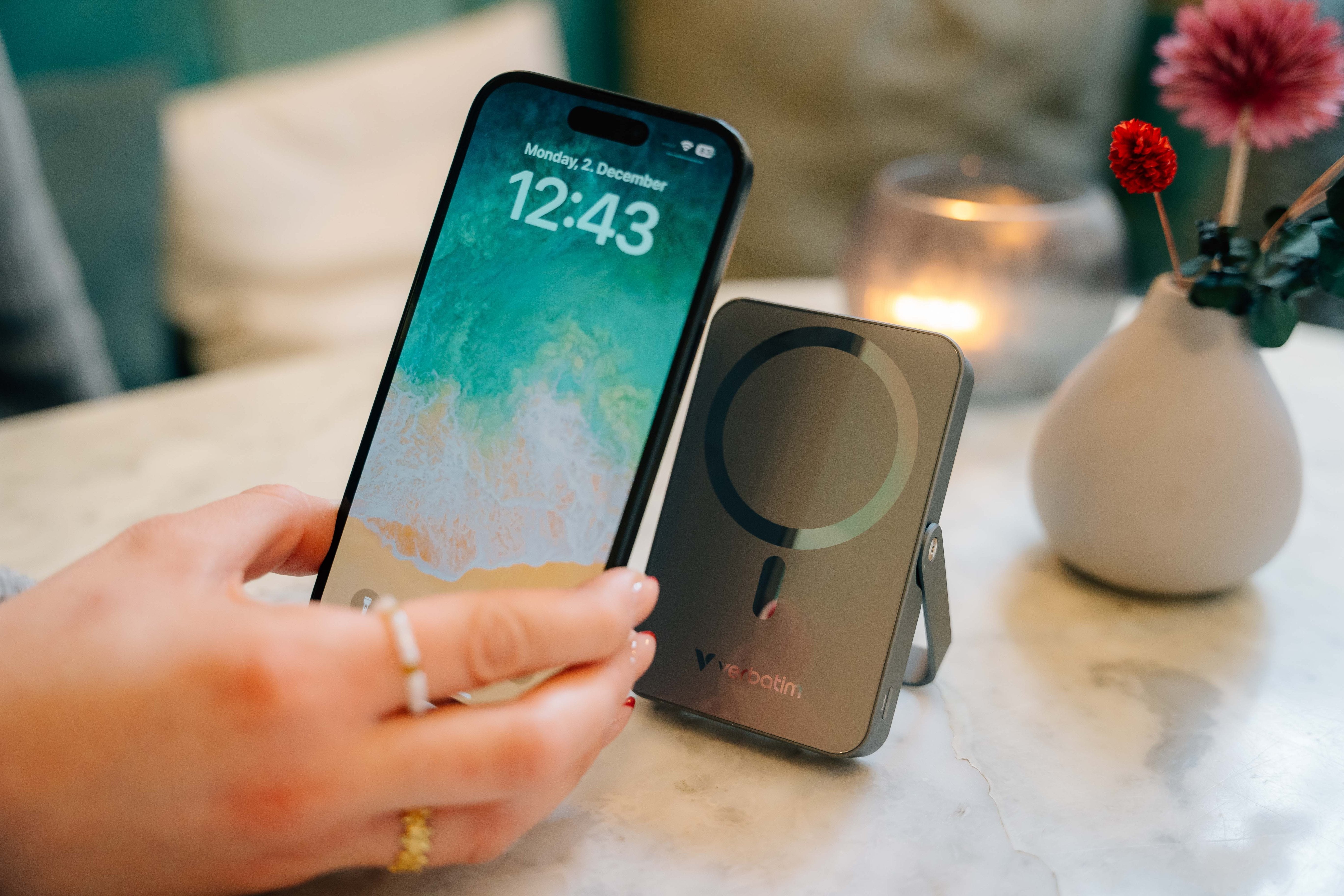 Verbatim Power Bank Mit Standfuss Mag.Wireless 10000ma Grau  32268