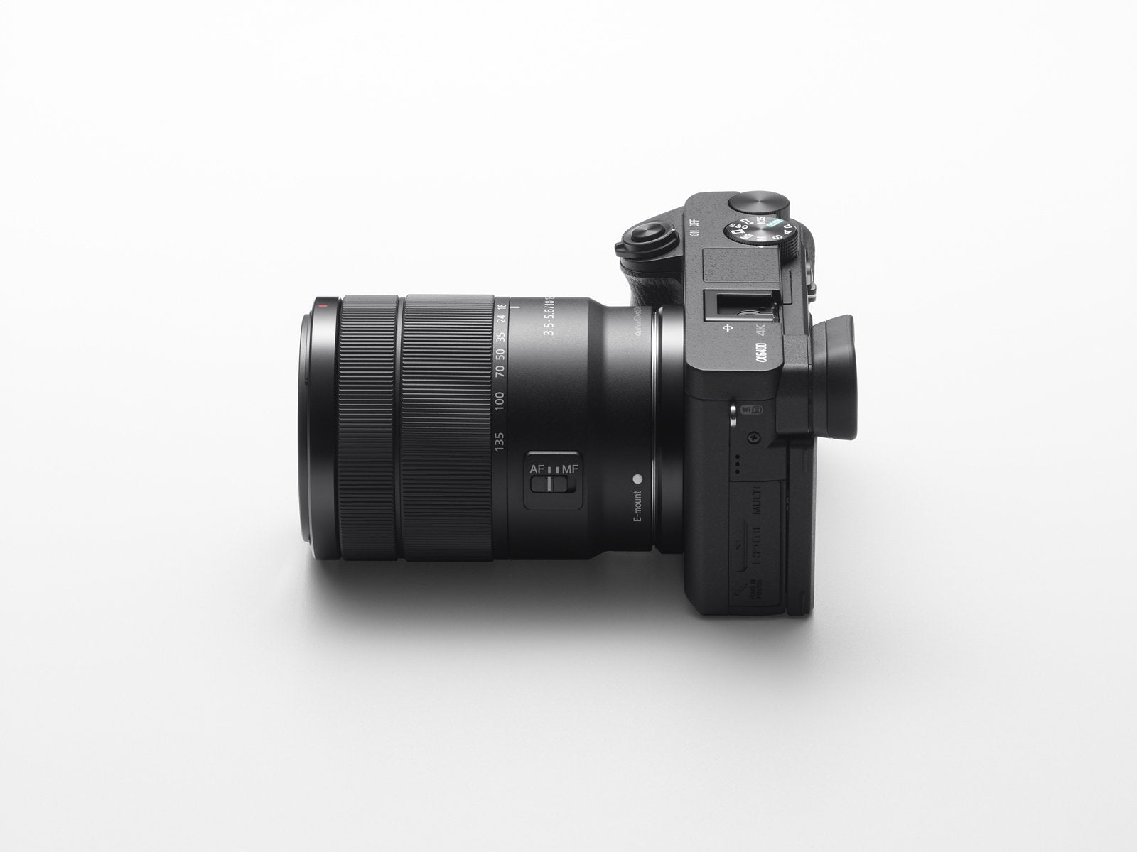 Sony Ilce-6400mb Cámara Evil Tipo E 24.2mp 4k Cmos Exmor Aps-C Bt Wifi Optica 18-135mm F/3.5-5.6 Oss