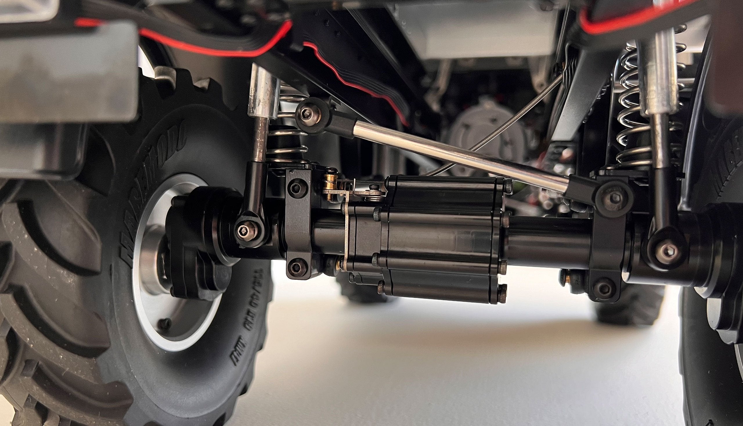 Amewi Mercedes-Benz Unimog Geräteträger 4wd 1:10 Artr Anthra