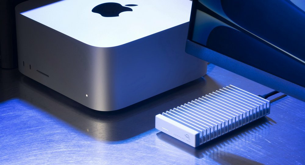 Owc Express 1m2 4tb, Ssd Externo (Plata/Aluminio, Thunderbolt 4 (Usb-C), Usb-C)