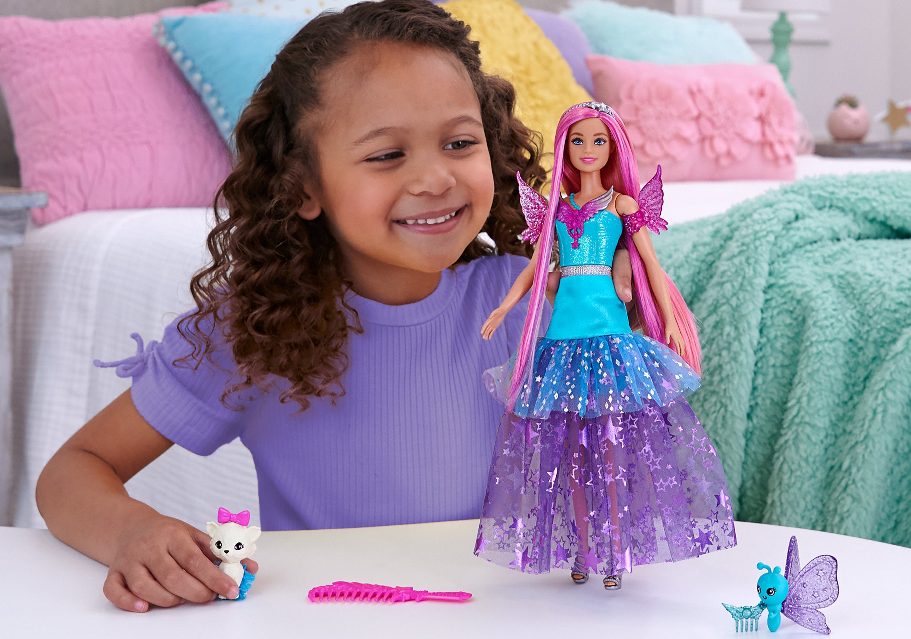 EAN 0194735277650 - Barbie A Touch of Magic JCW48 muñeca imagen 2