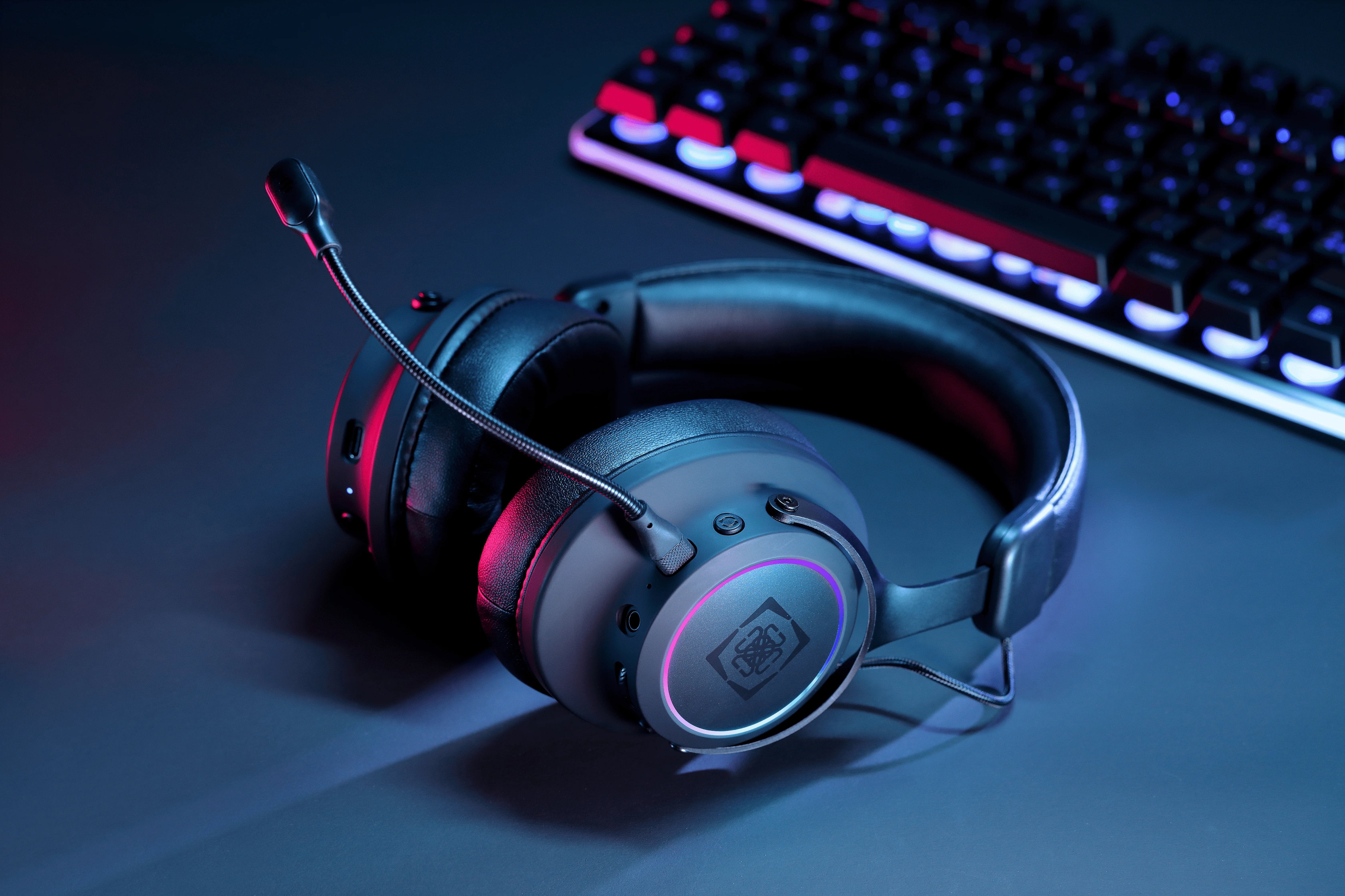EAN 7333048060815 - Deltaco Gaming DH440 Auriculares Inalámbrico y alámbrico Diadema Juego Negro imagen 13