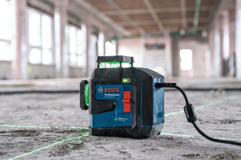 Bosch Professional Láser De Línea Gll 80-33 G Professional Azul Negro, Batería De Iones De Litio 3,0 Ah, Líneas Láser Verdes, Soporte Universal Lb 10, Abrazadera De Techo Dk 20 601065501