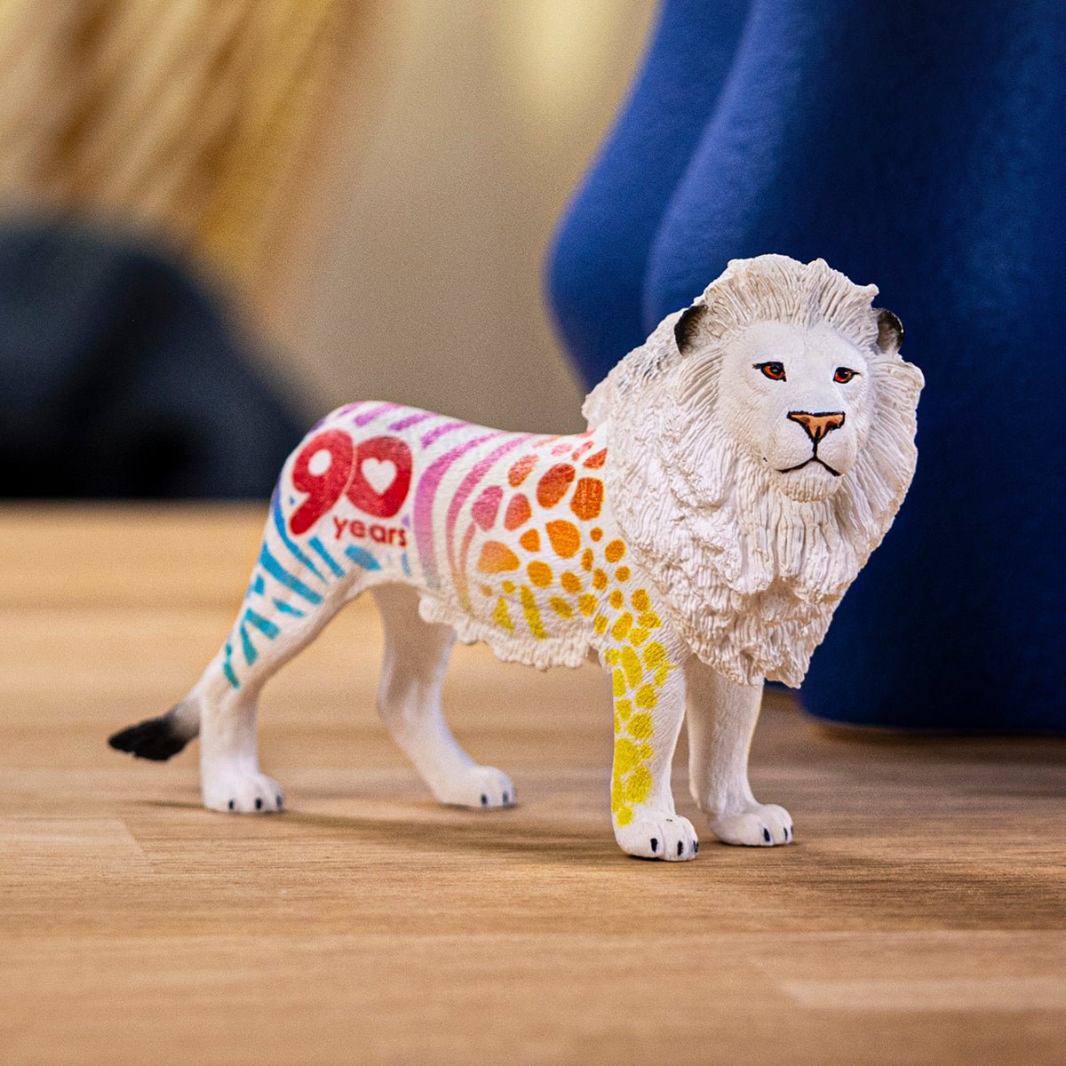 Figura  Schleich Collectors León Edición 90 Años, 72264