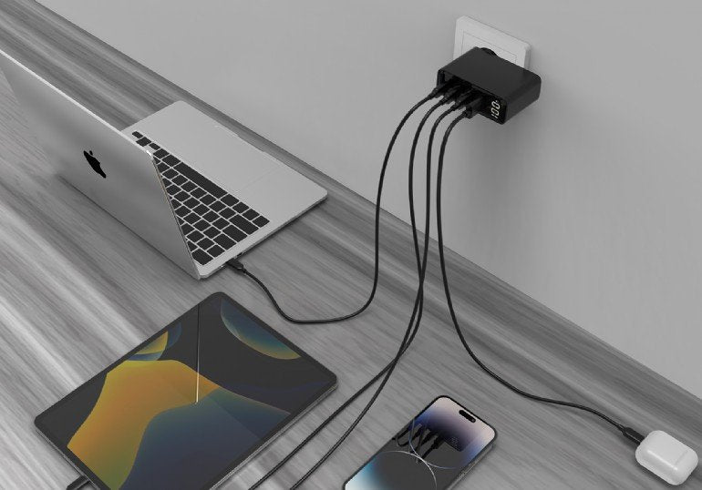 Ladowarka Uniwersalna 100w Gan 1xusb-A 3xusb-C Szybkie Ladowanie Lcd Negro