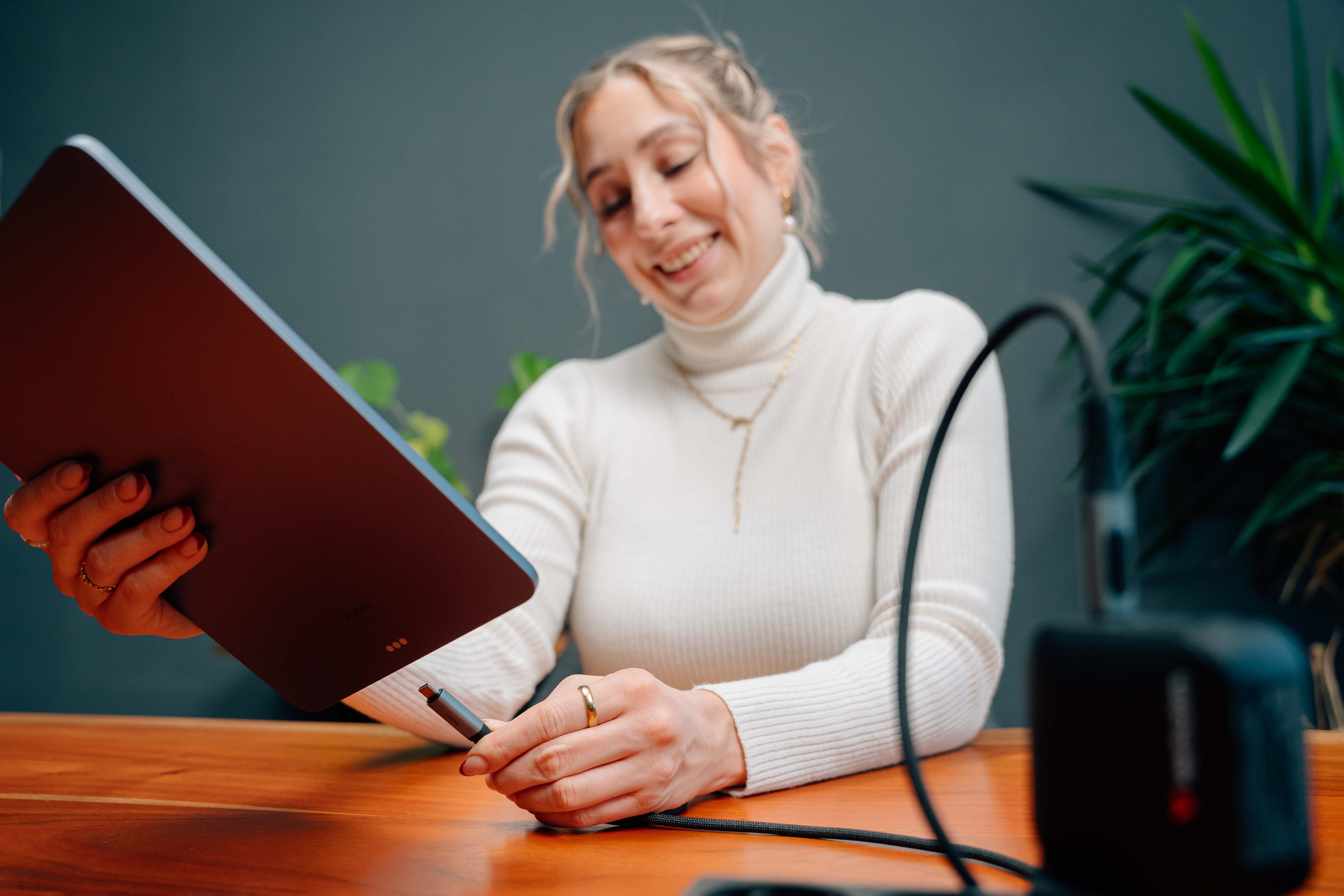 Verbatim Sync&Charge 240w 120cm Usb-C/Usb-C Inkl. Display  31849