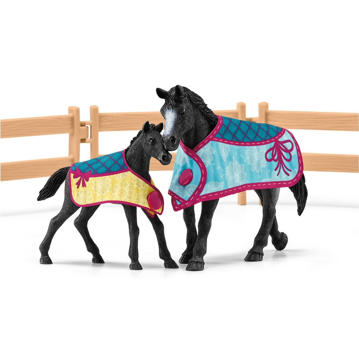 Schleich Horse Club Pferdebox Mit Stute Und Fohlen, Spielfigur 42611