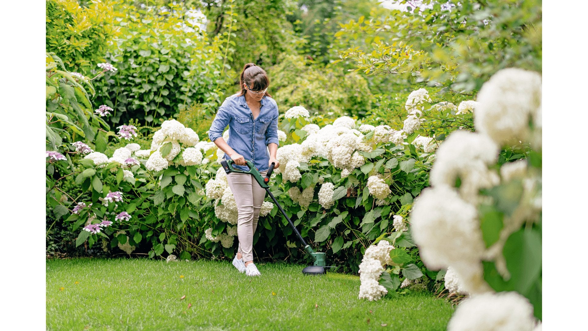 EAN 3165140973366 - Bosch Easy GrassCut 18V-230 tijera de césped inalámbrica imagen 4