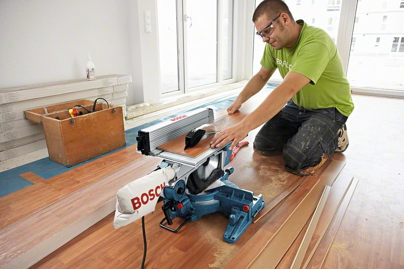 Sierra  Bosch Professional Combinada Gtm 12 Jl, Sierra Tronzadora E Ingletadora Azul/Plateada, 1.800 W 0601b15001