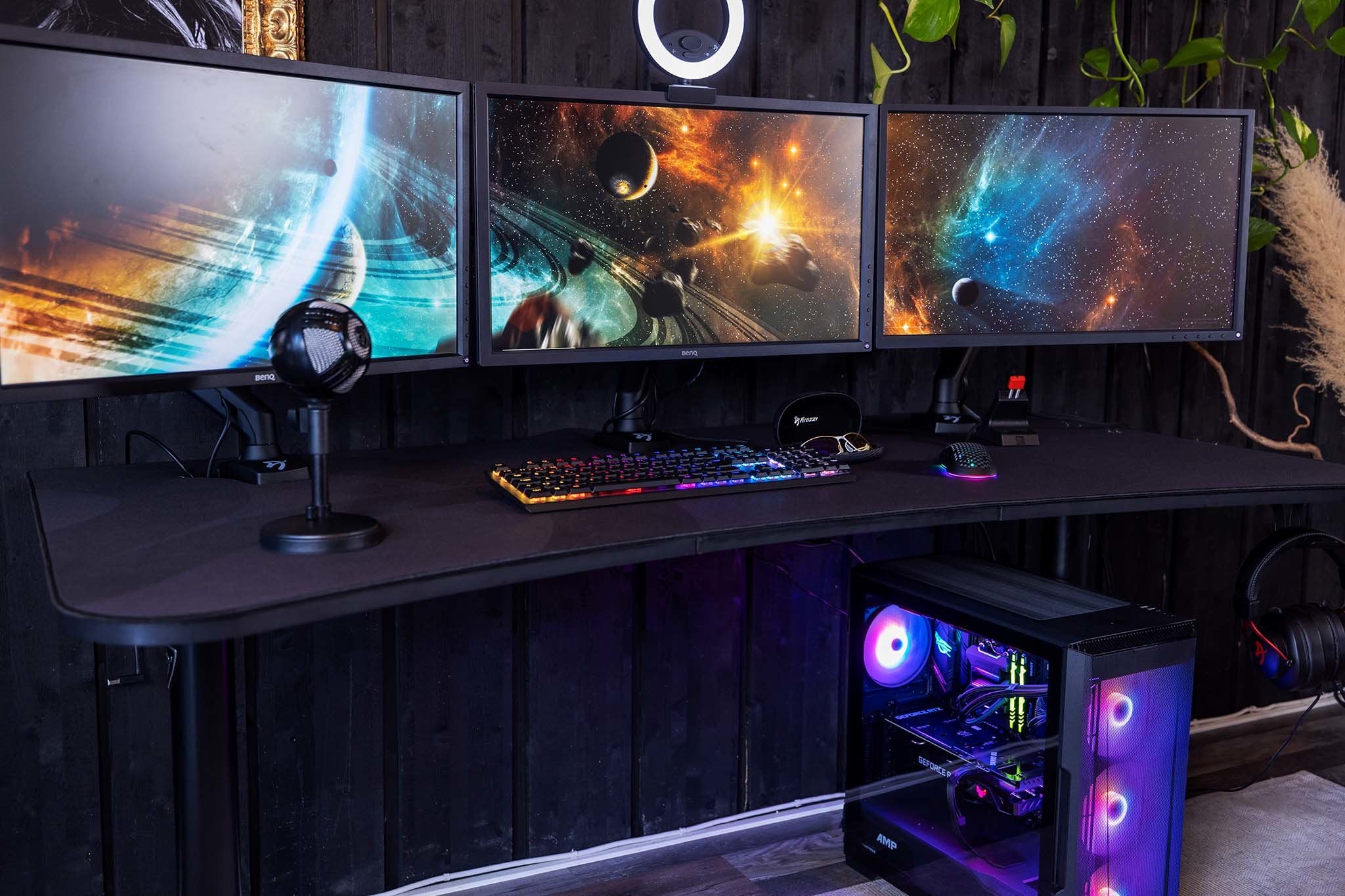 Arozzi Arena Gaming Desk - Dark Grey
