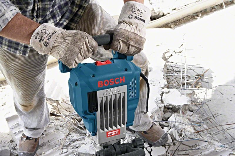 EAN 3165140410274 - Bosch 0 611 335 000 martillo de demolición Negro, Azul 1750 W imagen 3