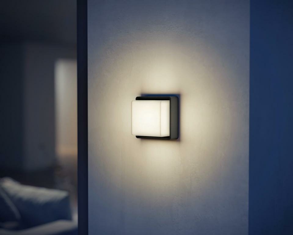 Aplique De Exterior Con Sensor L845 Led Ihf 9w Plata