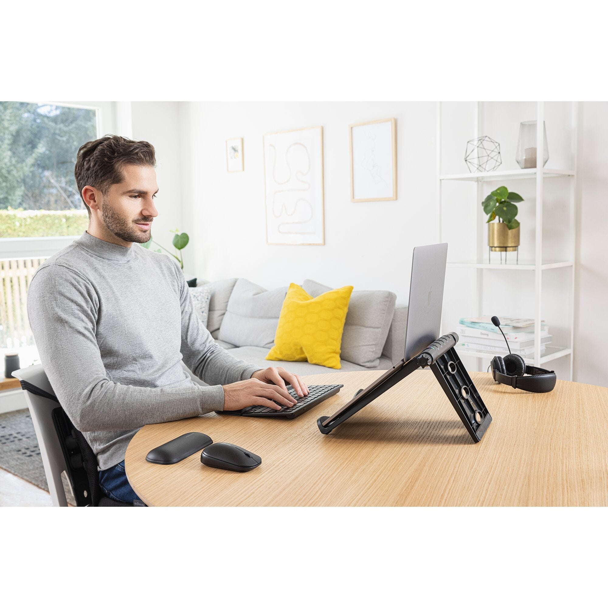EAN 0085896604129 - Kensington SmartFit Negro imagen 19