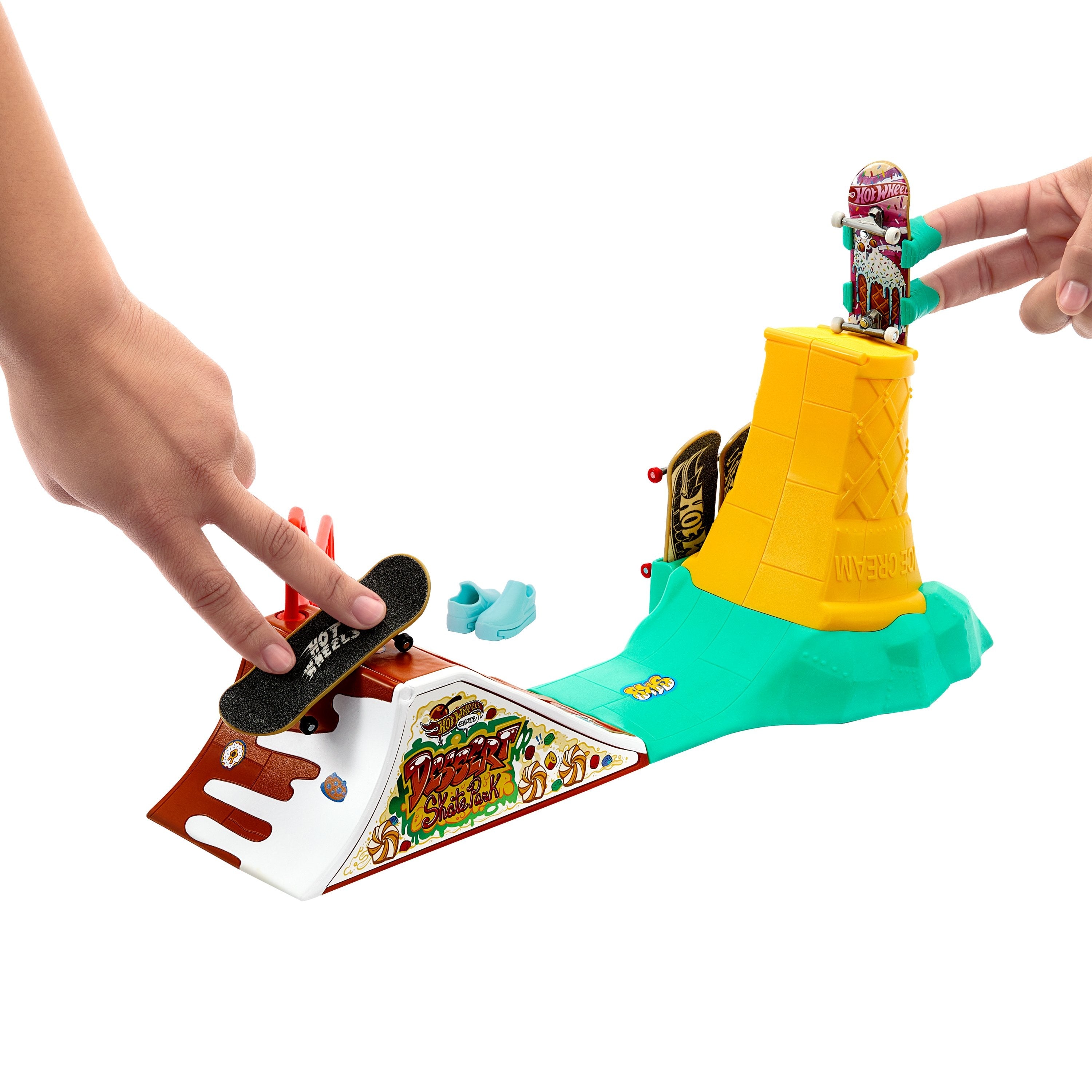 EAN 0194735232444 - Hot Wheels HXK91 juego y juguete de habilidad/activo Monopatín de dedos imagen 3