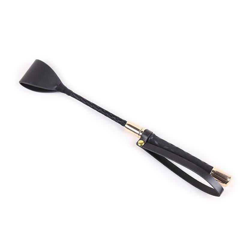 Fusta Clásica Negro Y Dorado 30 Cm