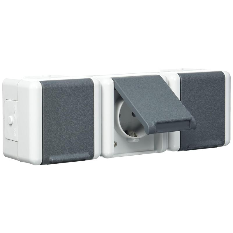 Jung Schuko-Steckdose 3-Fach 8230w Wg800 Ip44 Waagr.Mont. 5 Leit-E. 8230w (8230w)