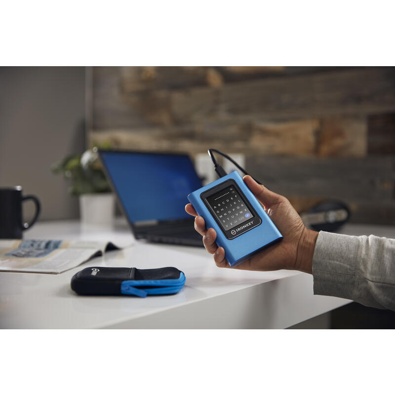 Kingston Ironkey Vault Privacy 80 3.84 Tb, Unidad De Estado Sólido Azul/Negro