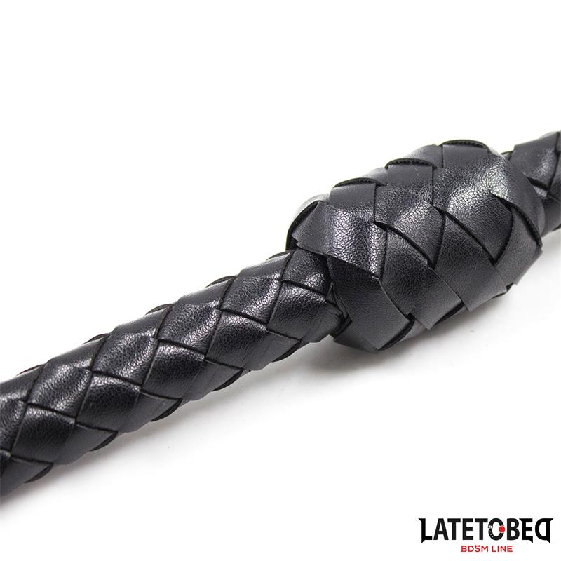 Látigo Trenzado Negro 116cm