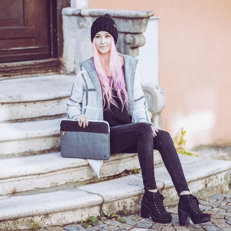 Lt Sleeve Florenz 13,3   Negro/Gris