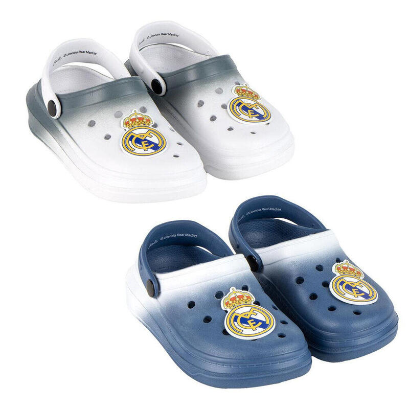 Pack De 16 Unidades - Zuecos Premium Pins Real Madrid Surtido