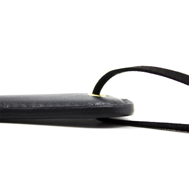 Pala Negra De Cuero Vegano De 32 Cm.