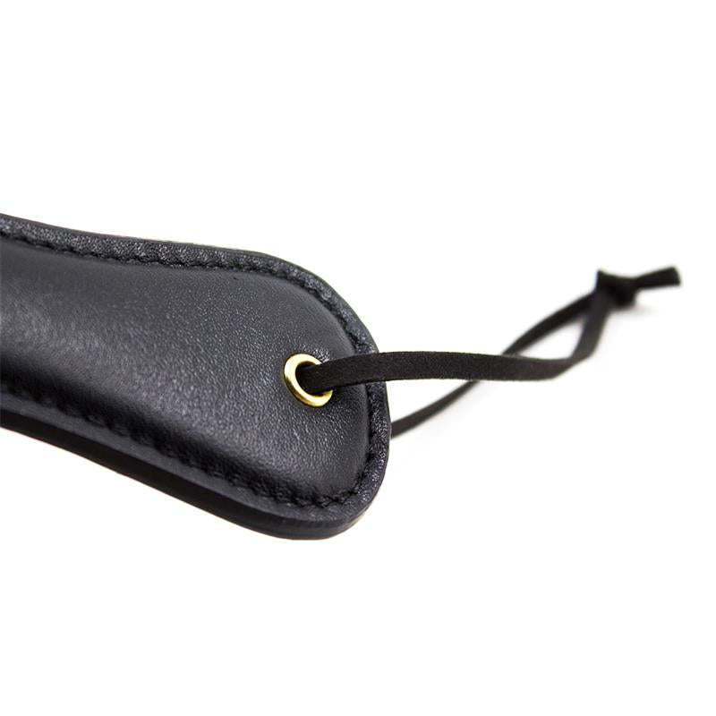 Pala Negra De Cuero Vegano De 32 Cm.
