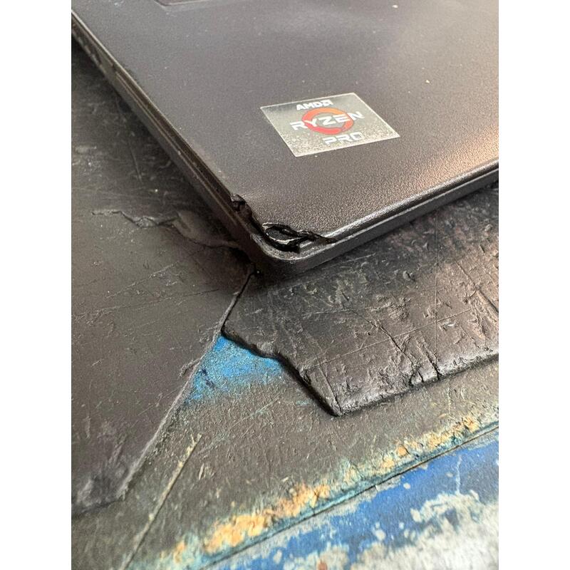 Portatil Reacondicionado Lenovo Thinkpad A485 Ryzen 5 2500u 8gb 128gb Ssd,14",W10pro Instalado Teclado Español1 Año De Garantia